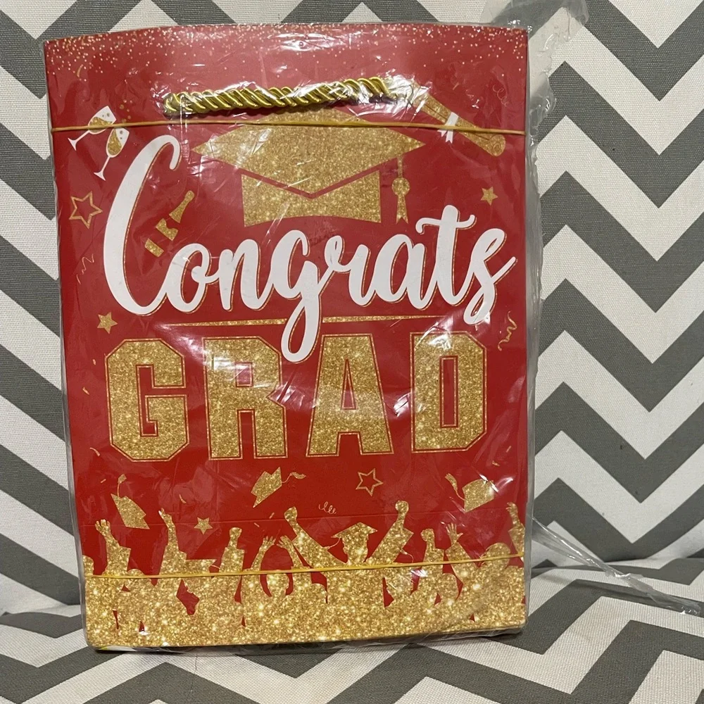 ***2/$15***   12 pack graduation  gift bags.